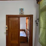 Konukevi Mangalem Eye *