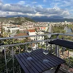 Mangalem Eye Konukevi *