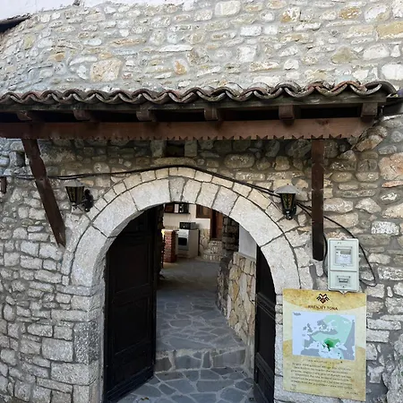 Penzion Mangalem Eye