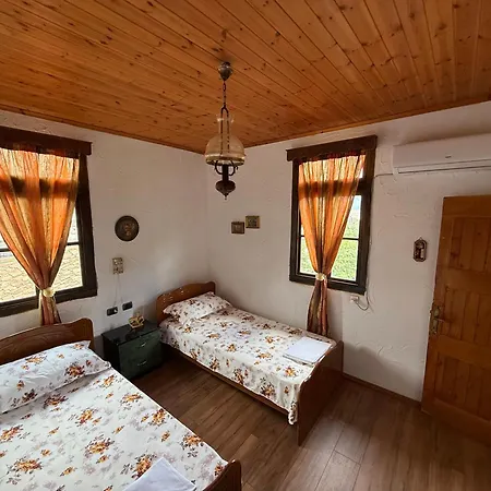 Mangalem Eye Penzion 3*